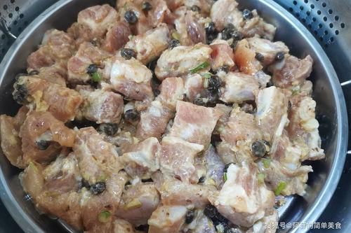 排骨兰瓜如何蒸着吃视频,家常美味一步到位